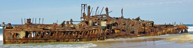 Fraser-Island-shipwreck-of-Maheno-(ship-1905)-IGP4364-a